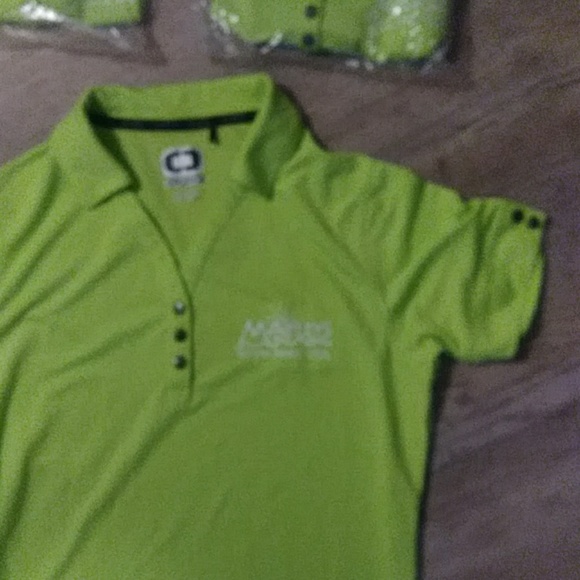 Shirts - Picture 2 of 5